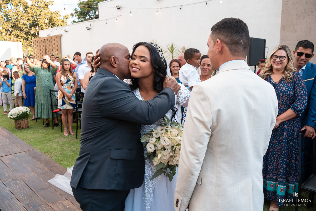 Fotografia de casamento no espaço Golden em ascensão 