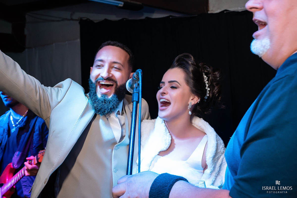 noivos dancam a festa toda em itauna