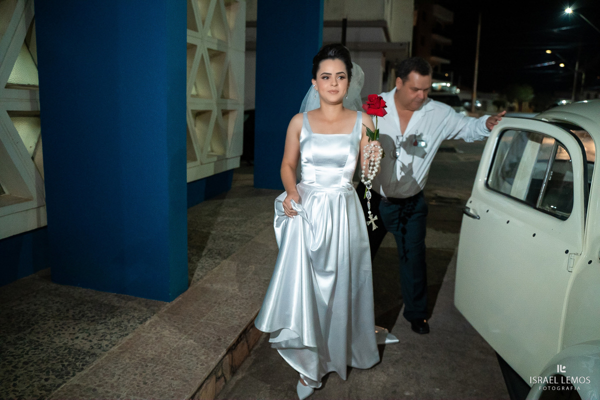 Noiva Chega no fusca da familia do noivo em Itauna MG