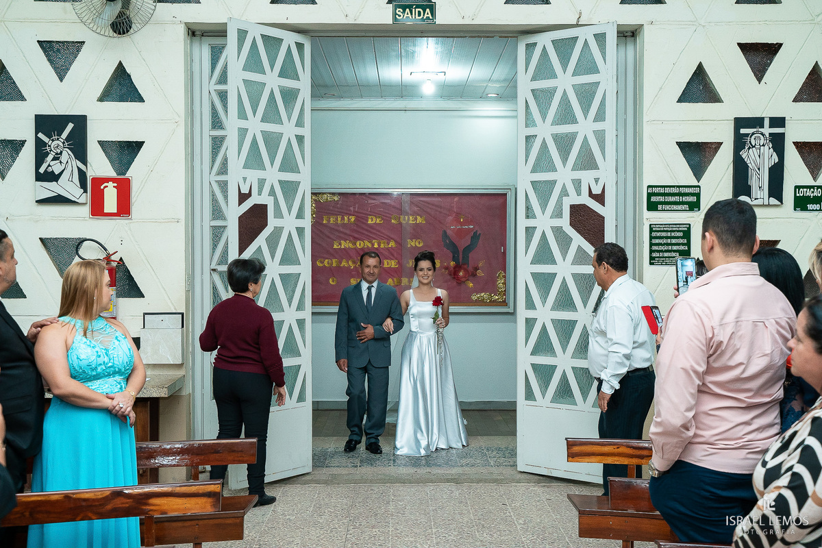 casamento foto Igreja Sagrado coração de Jesus na cidade de Itauna fotografo Israel Lemos 