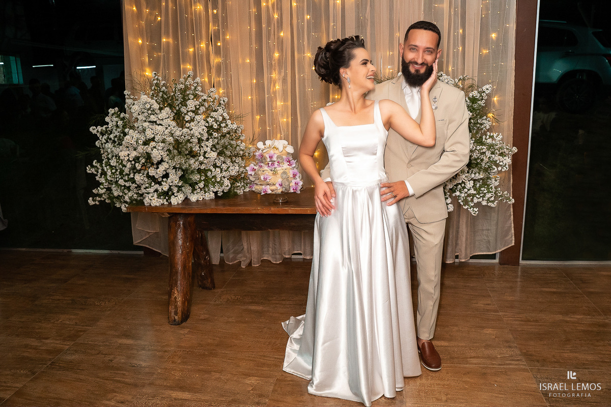 fotos no casal no bolo em itauna