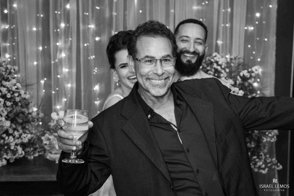 fotos no casal no bolo em itauna