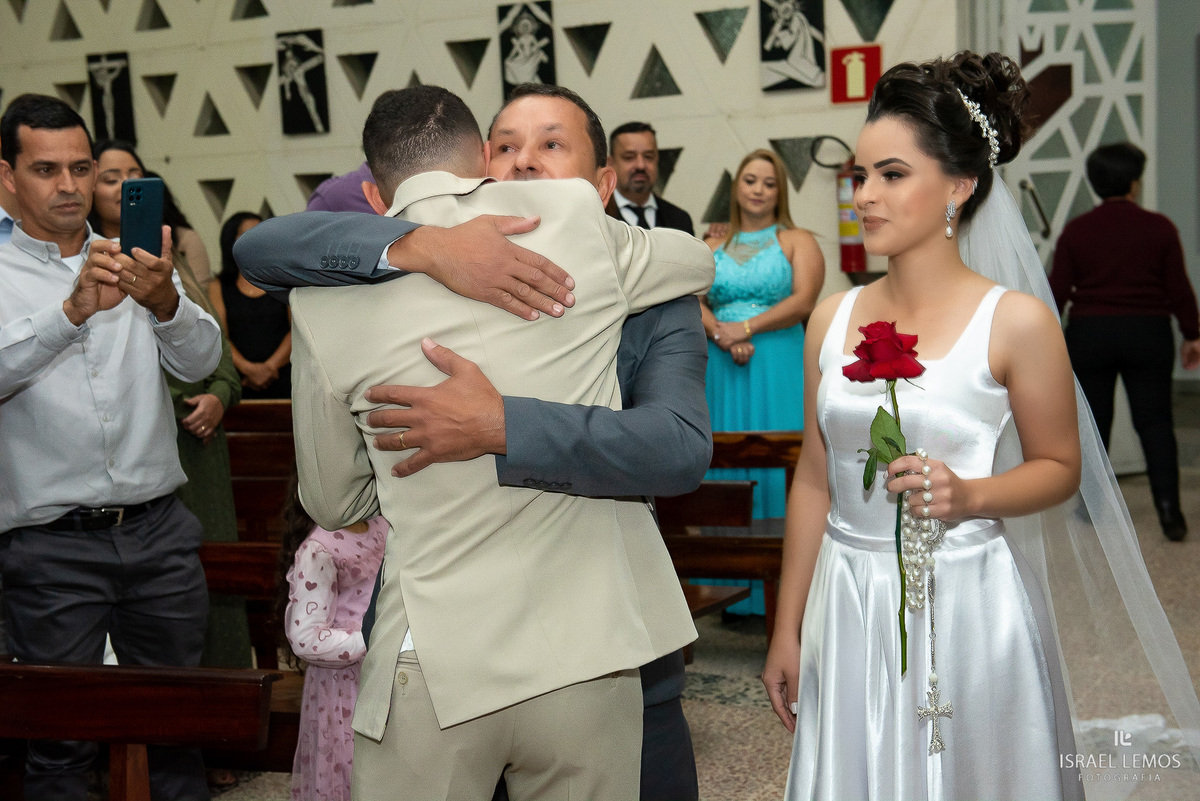 casamento foto Igreja Sagrado coração de Jesus na cidade de Itauna fotografo Israel Lemos 