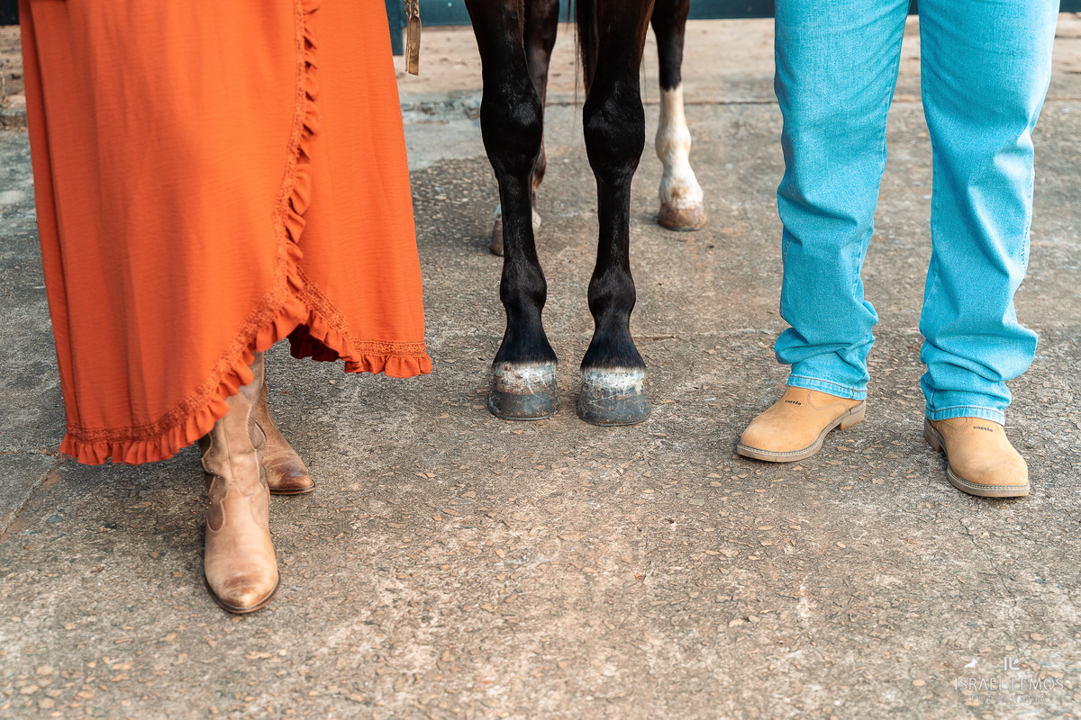 Fotografia de casal com o que tem a cara do casal fotos com cavalos Fotos israel lemos