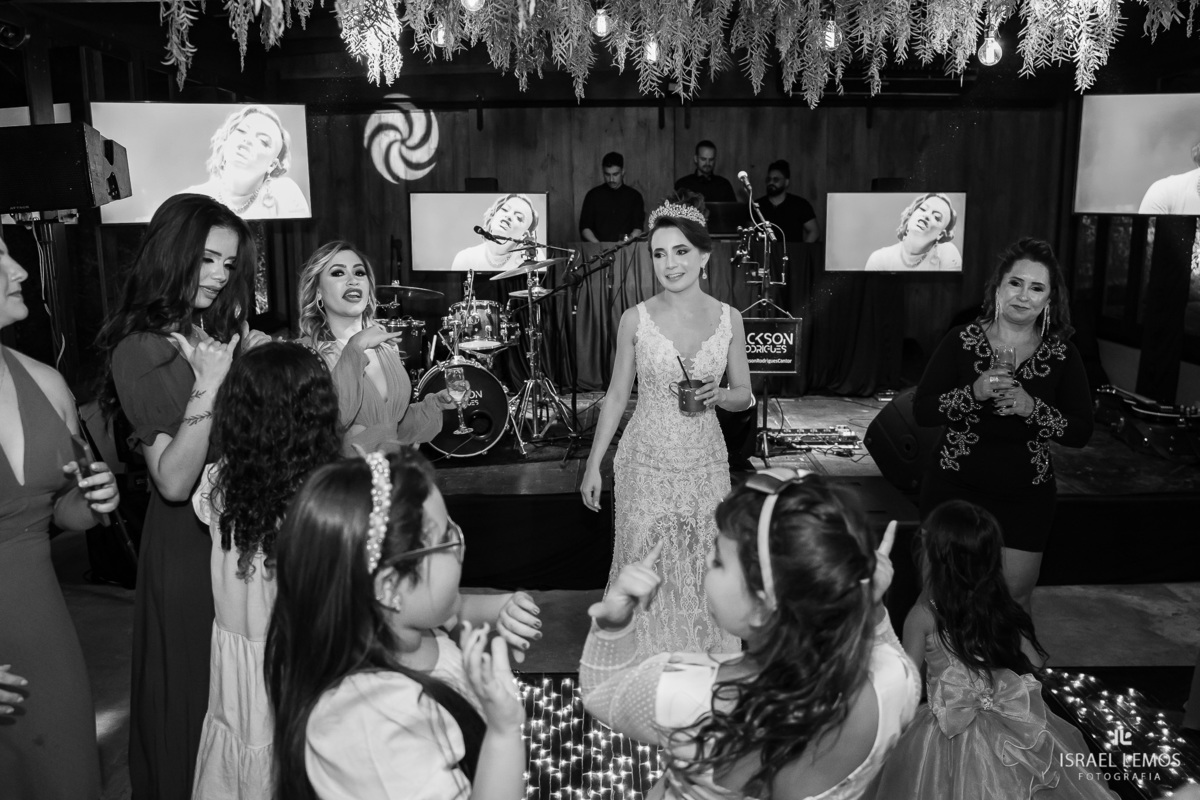 Fotografia de casamento festa no espaco divine em Betim MG