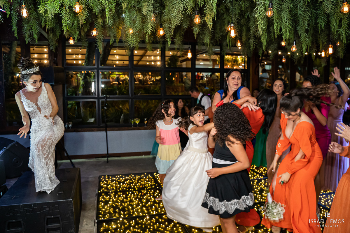 Fotografia de casamento festa no espaco divine em Betim MG