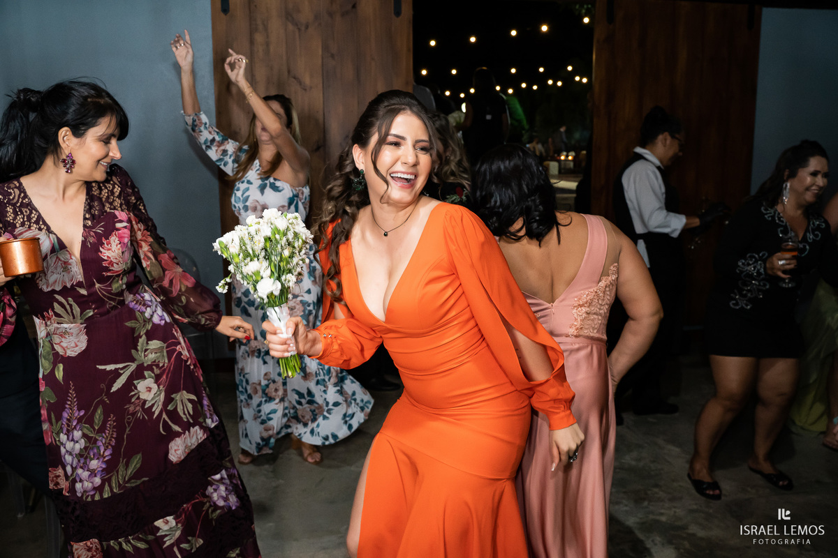 Fotografia de casamento festa no espaco divine em Betim MG