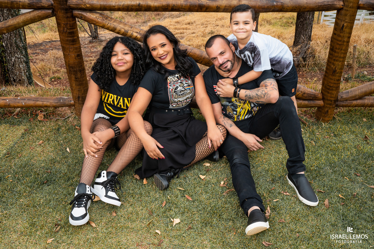 Casal faz ensaio rock and Roll em para de minas e fotografo de para de minas faz fotos lindas 