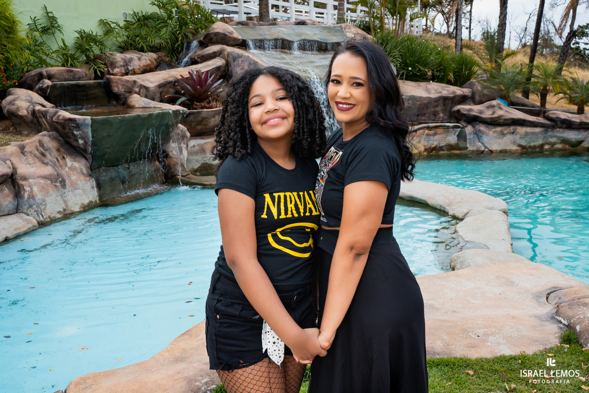 Casal faz ensaio rock and Roll em para de minas e fotografo de para de minas faz fotos lindas 