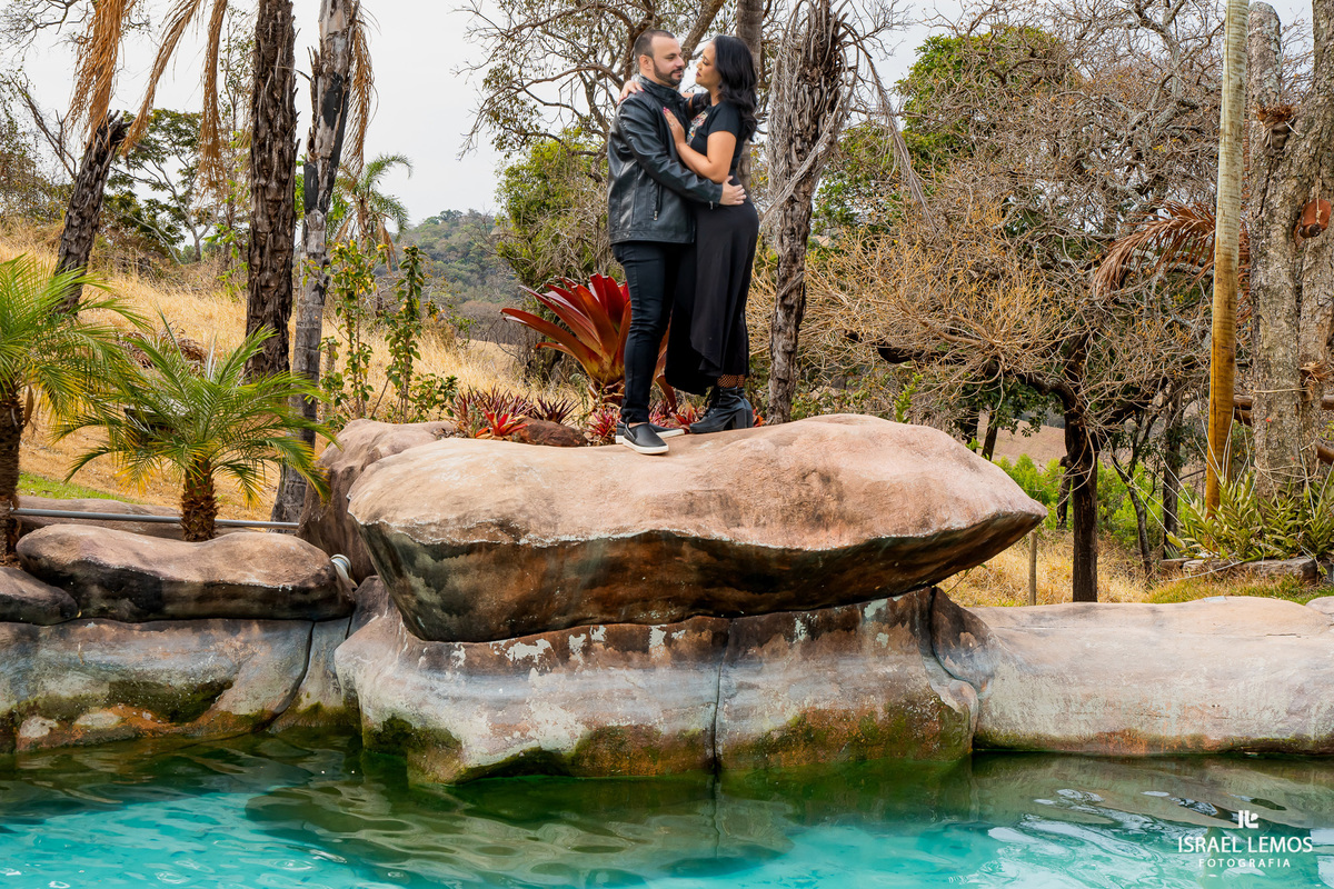 Casal faz ensaio rock and Roll em para de minas e fotografo de para de minas faz fotos lindas 
