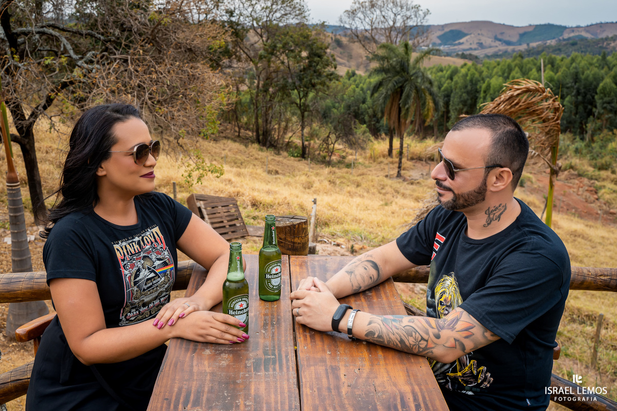 Casal faz ensaio rock and Roll em para de minas e fotografo de para de minas faz fotos lindas 