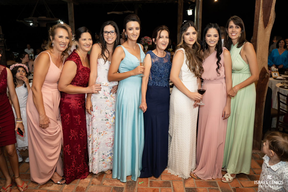 recepção de casamento na fazenda cachoeira em florestal mg