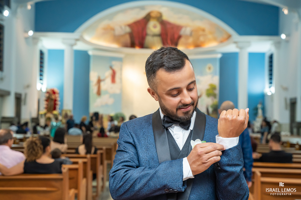 Casamento igreja São Francisco para de minas foto do noivo