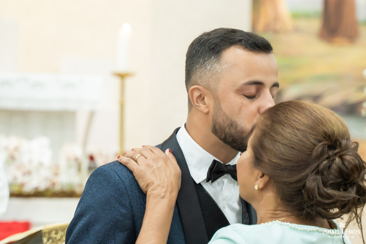 Fotografia de casamento na igreja sao Francisco em para de minFotografia de casamento na igreja sao Francisco em para de minas pelo fotografo de casamento israel lemos