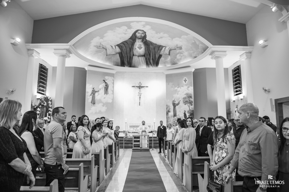 Fotografia de casamento na igreja sao Francisco em para de minas pelo fotografo de casamento israel lemos