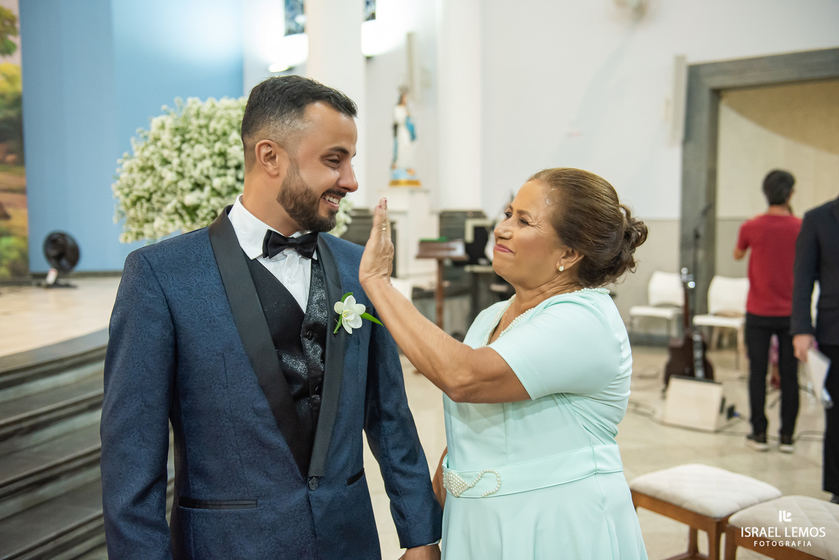 Fotografia de casamento na igreja sao Francisco em para de minas pelo fotografo de casamento israel lemosFotografia de casamento na igreja sao Francisco em para de minas pelo fotografo de casamento israel lemos