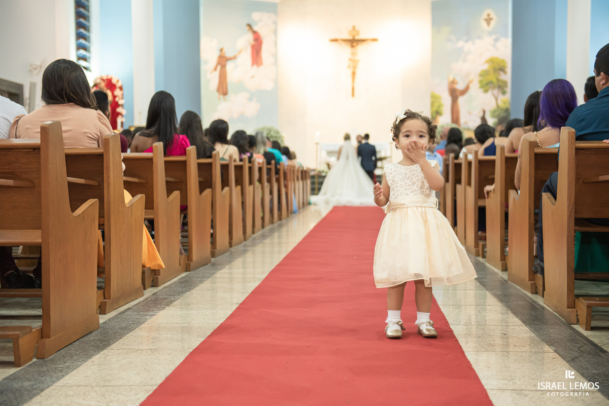 Fotografia de casamento na igreja sao Francisco em para de minas pelo fotografo de casamento israel lemosFotografia de casamento na igreja sao Francisco em para de minas pelo fotografo de casamento israel lemos