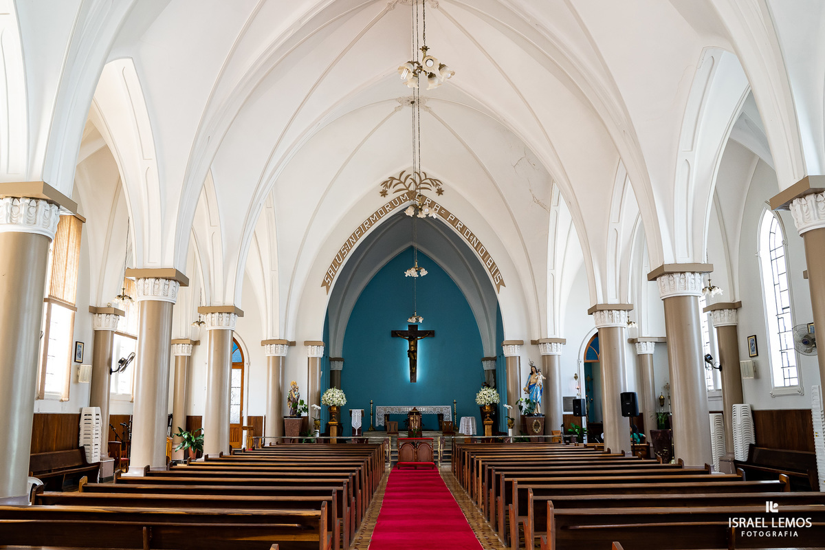 foto da igreja nossa senhora da saude de perdigão MG