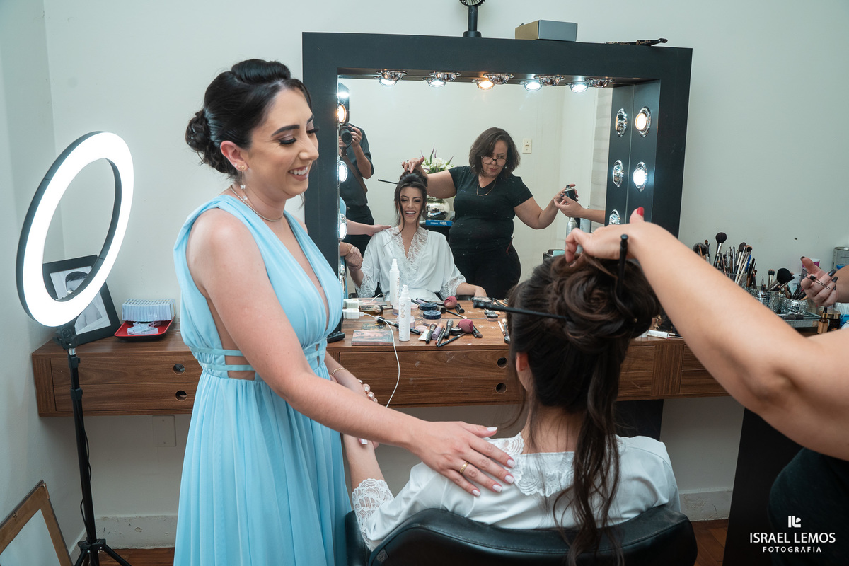 Maquiagem para noivas e madrinhas na cidade de pitangui 