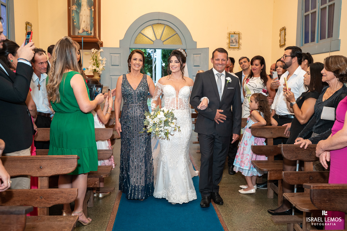 entrada da noiva karol pi