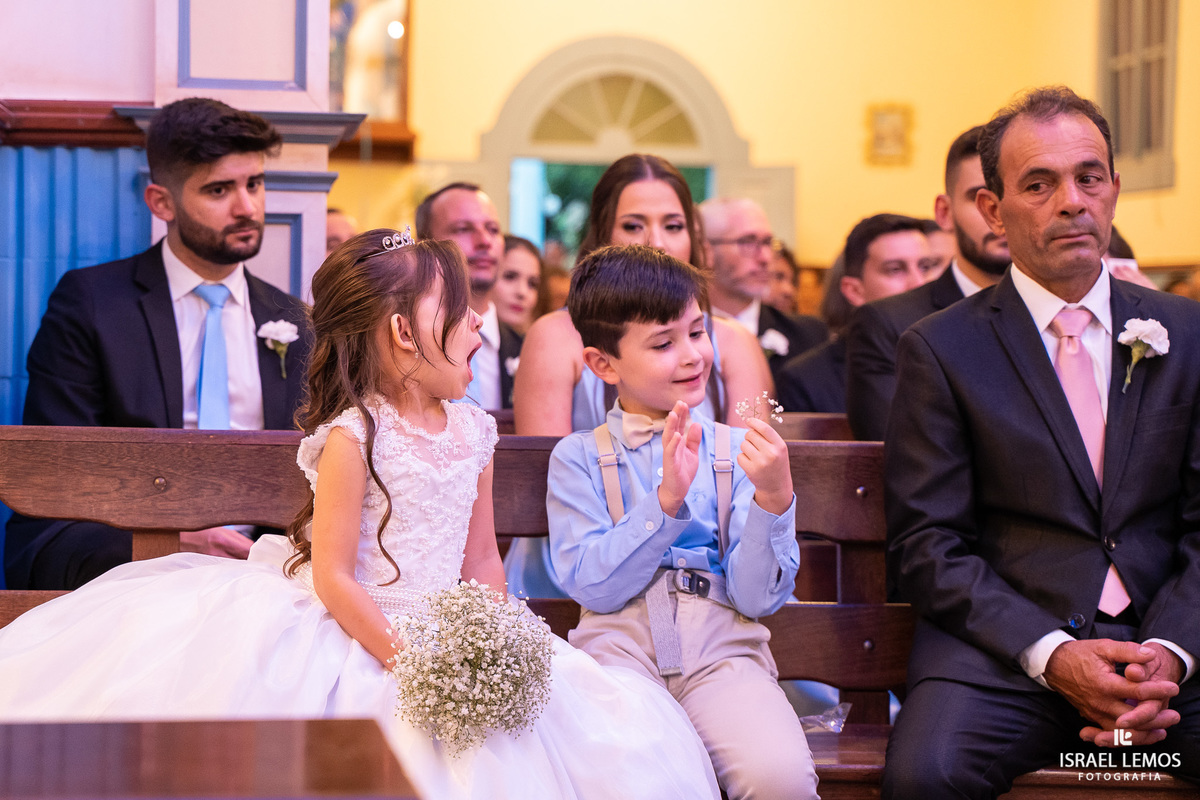 Como achar um fotografo em pitangui