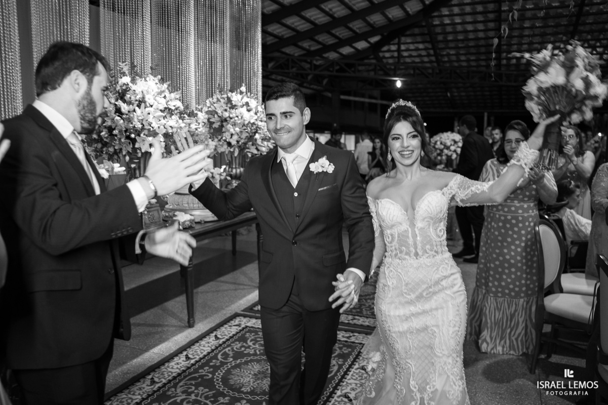 bolo de casamento lindo com belas fotos do fotografo Israel Lemos 