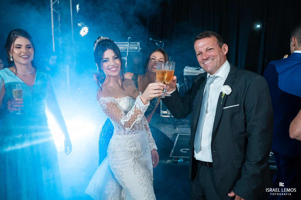 valsa do casal  com belas fotos do fotografo Israel Lemos 