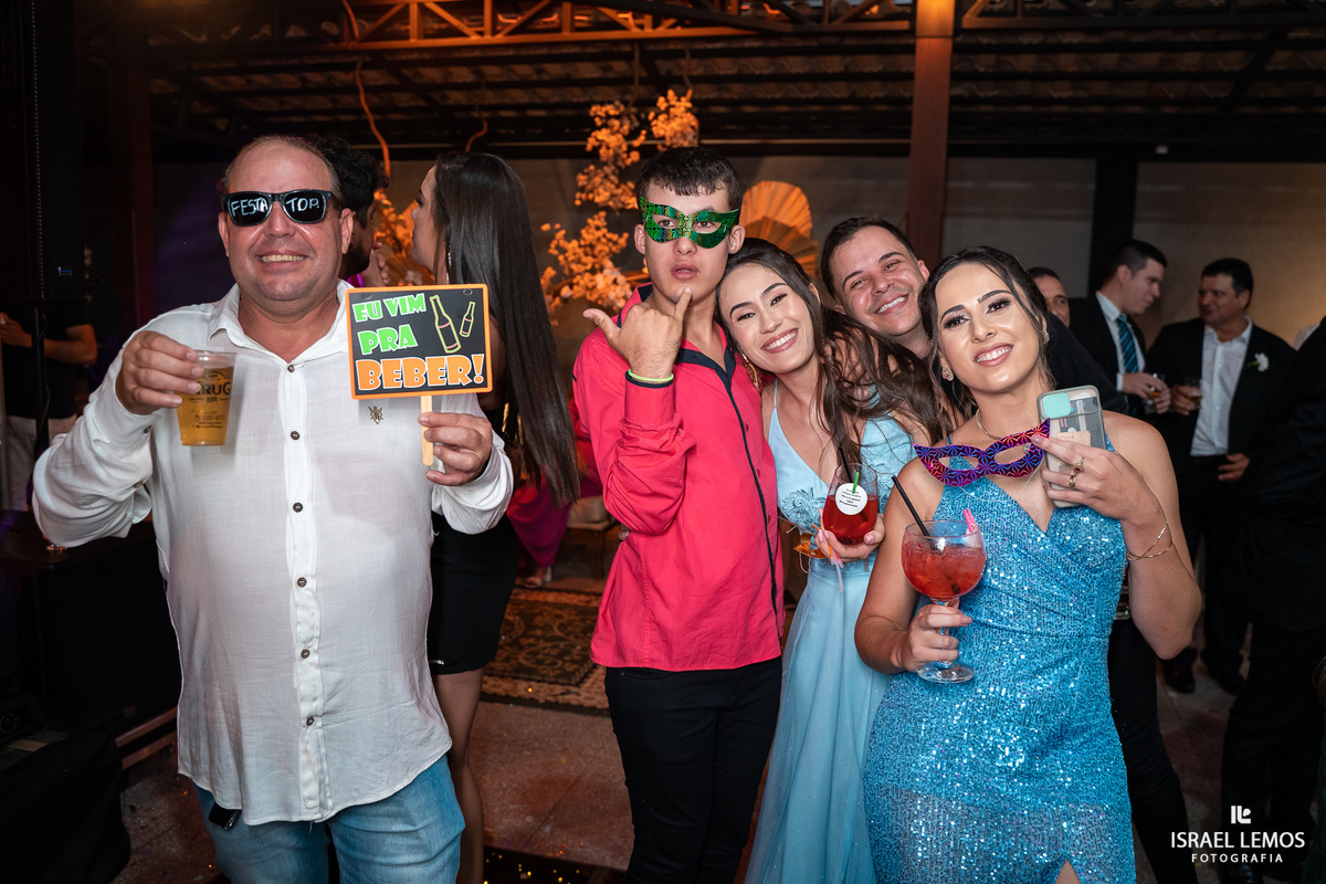 Festa de casamento na cidade de pitangui foi tudo lindo com fotos oficiais de Israel Lemos fotografo