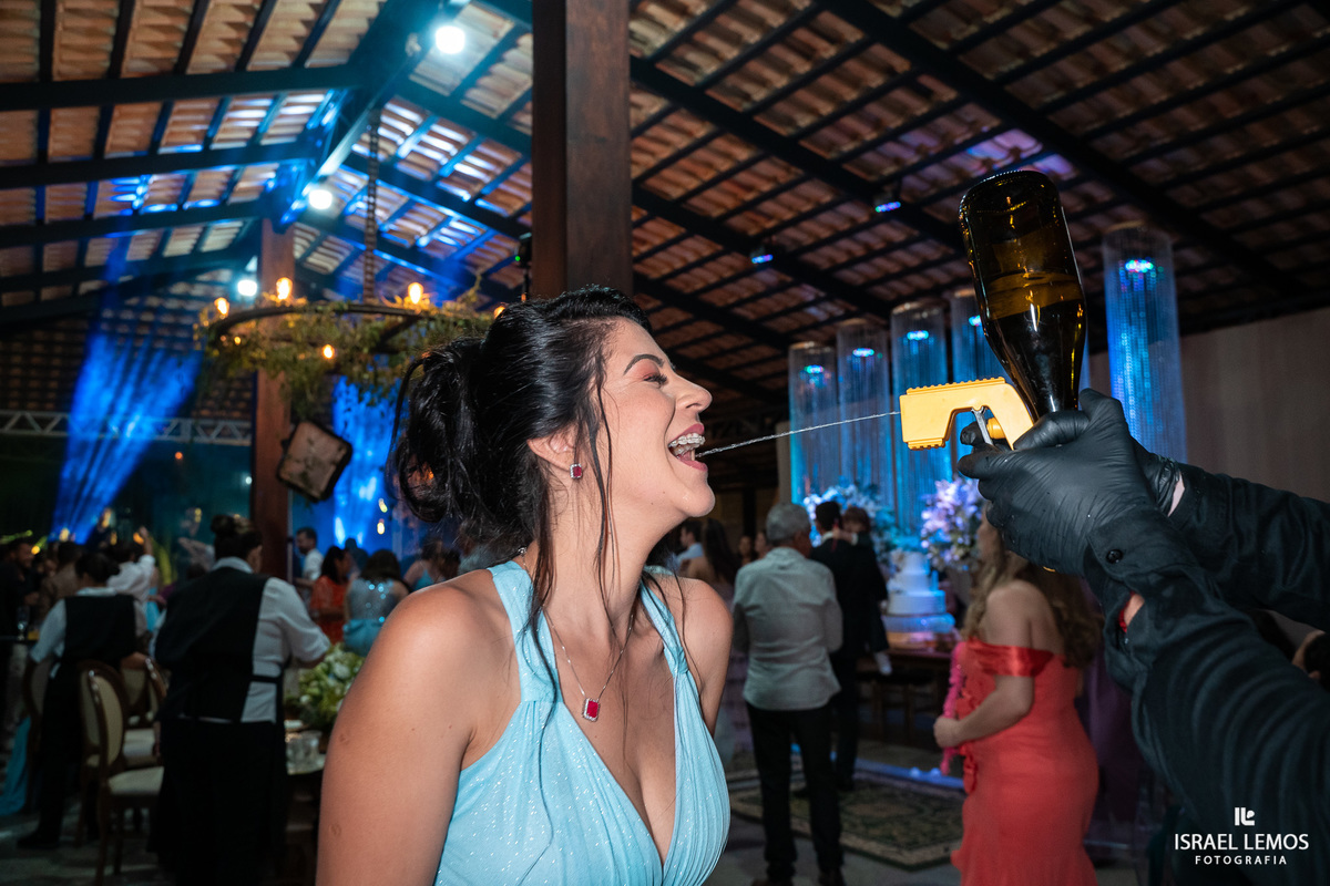 Festa de casamento na cidade de pitangui foi tudo lindo com fotos oficiais de Israel Lemos fotografo