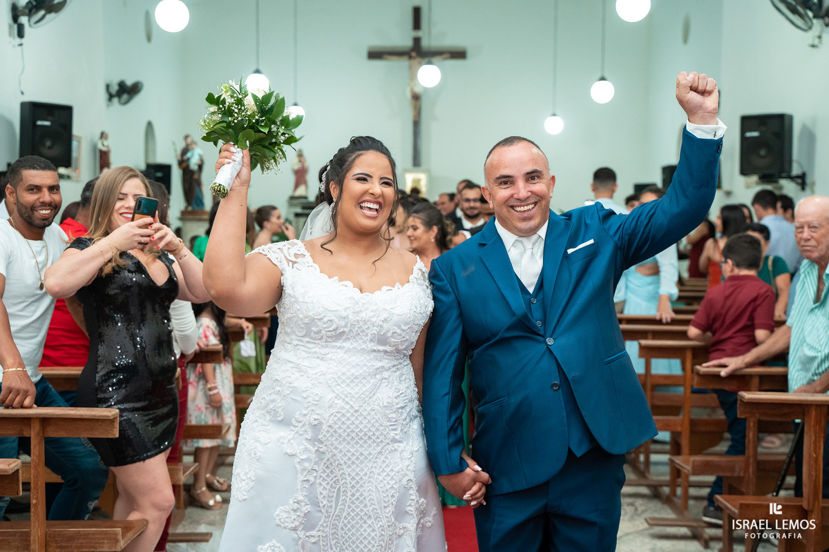 saindo do casal sorrindo para de minas