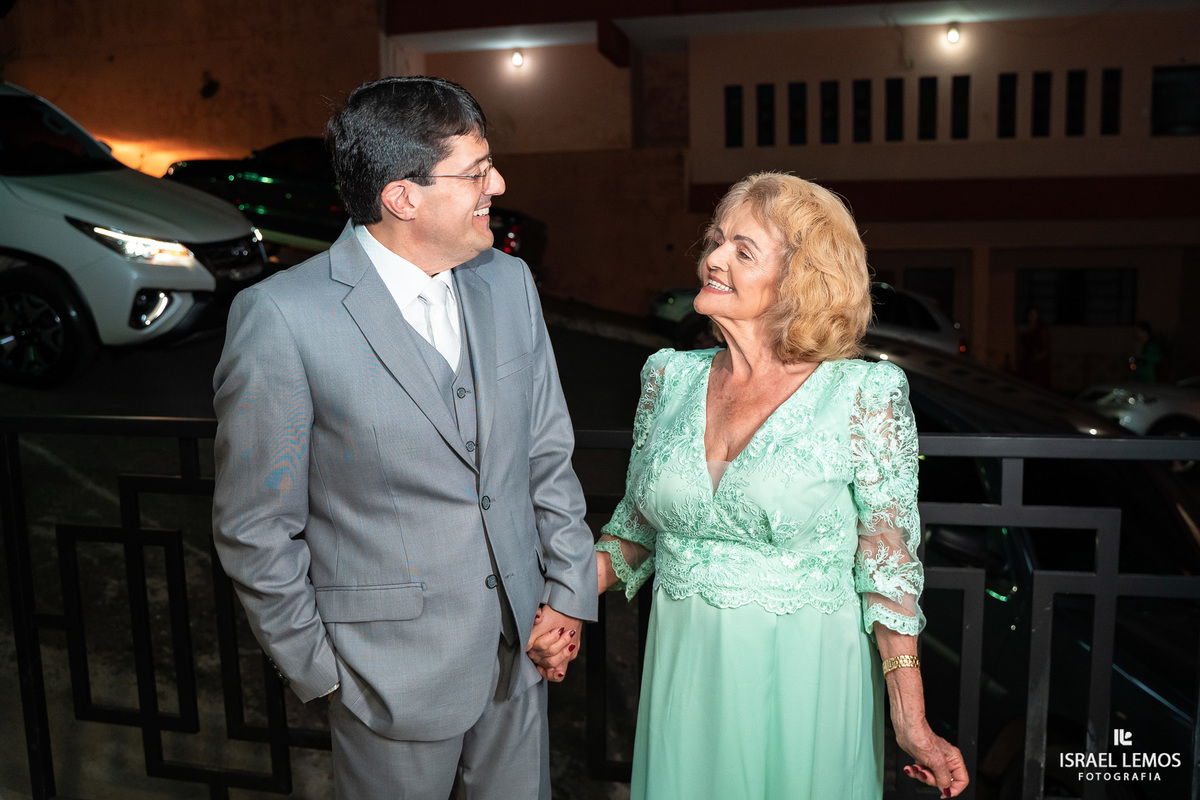 cerimonia de casamento de Suellen e Sergio o  casamento pelo fotografo de casamento de pitangui Israel Lemos fotografia