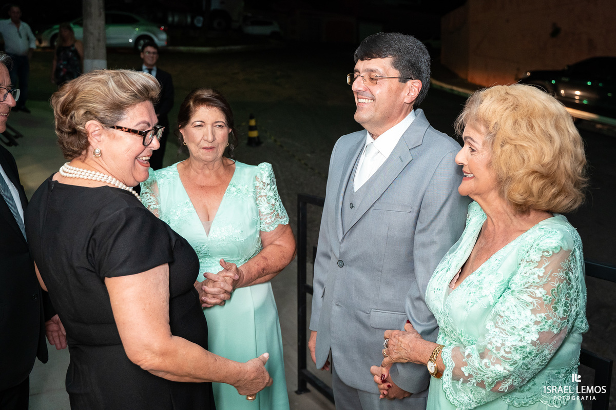 cerimonia de casamento de Suellen e Sergio o  casamento pelo fotografo de casamento de pitangui Israel Lemos fotografia