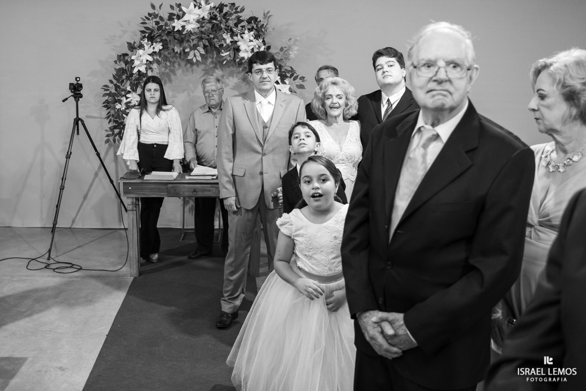 cerimonia de casamento de Suellen e Sergio o  casamento pelo fotografo de casamento de pitangui Israel Lemos fotografia