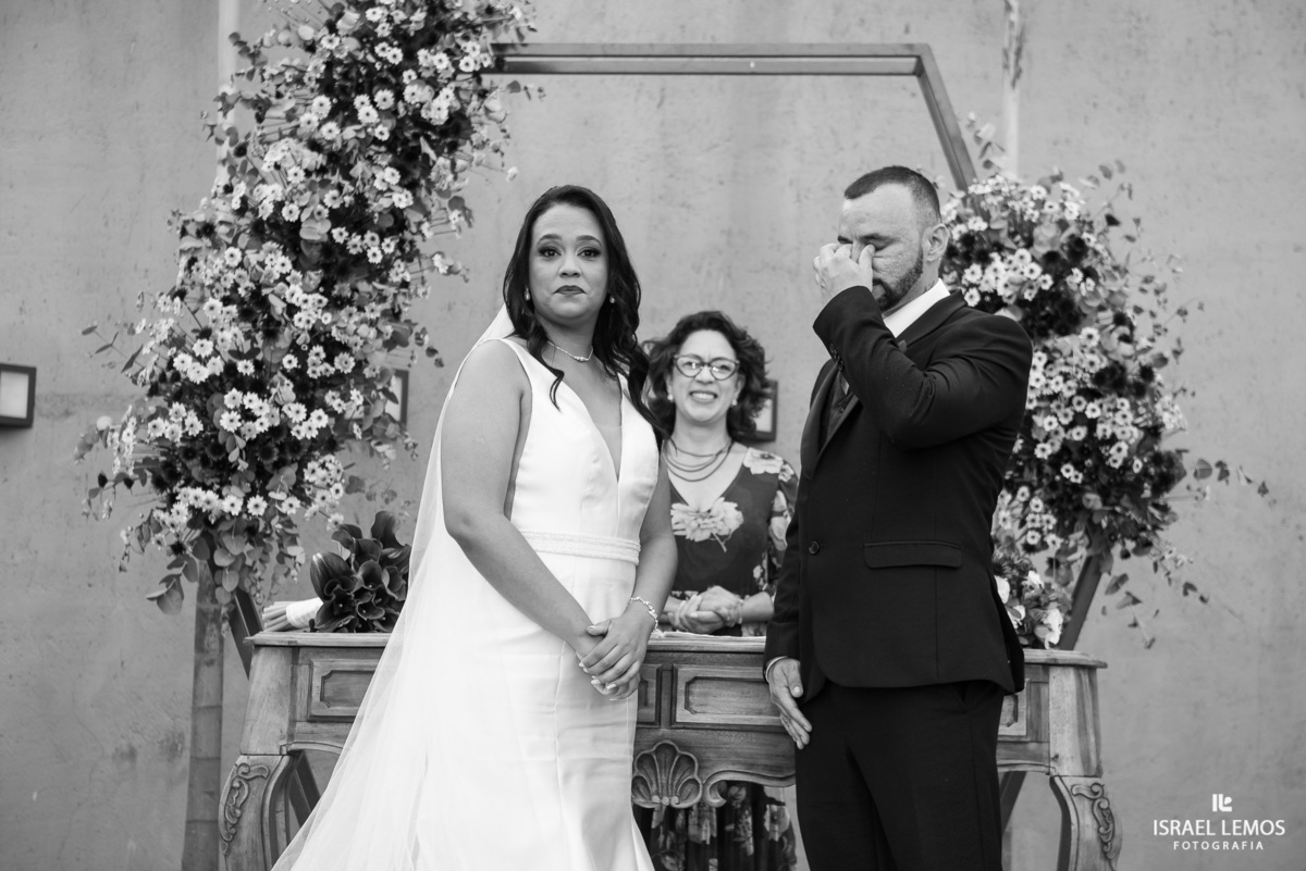 Fotografo de casamento em Para ide minas no espaco Golden com festa