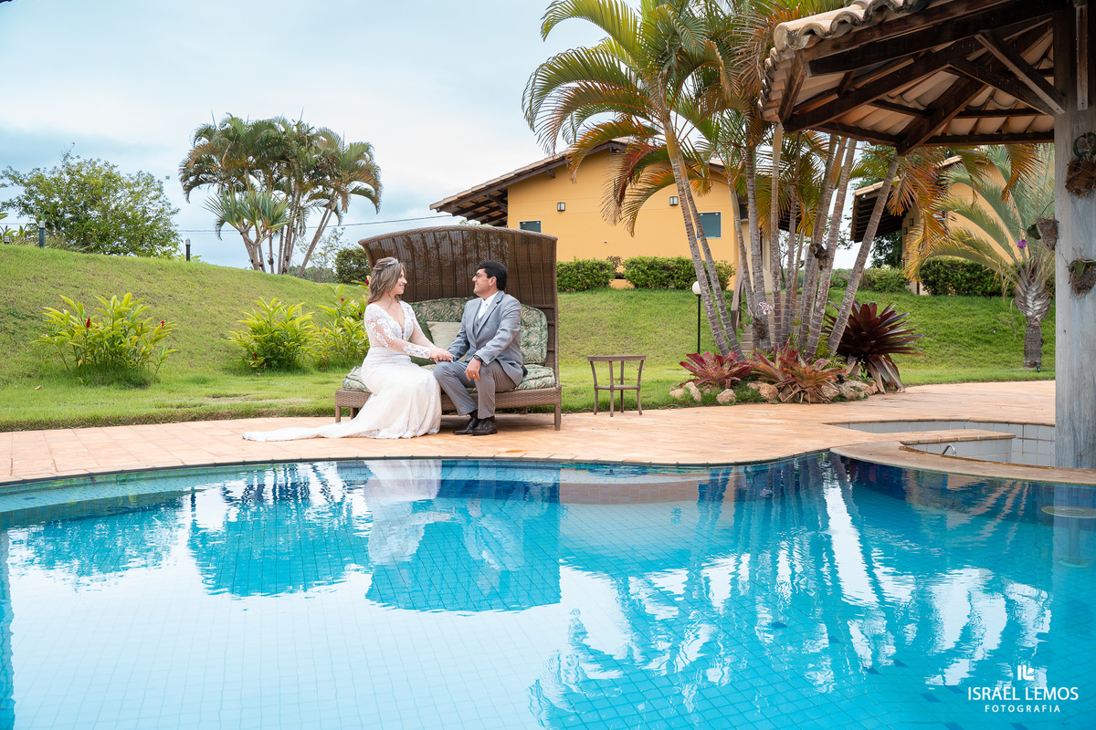 Fotografia externa de casamento na cidade de pitangui pelo fotografo de casamento Israel Lemos o melhor de para de minas e pitangui itauna