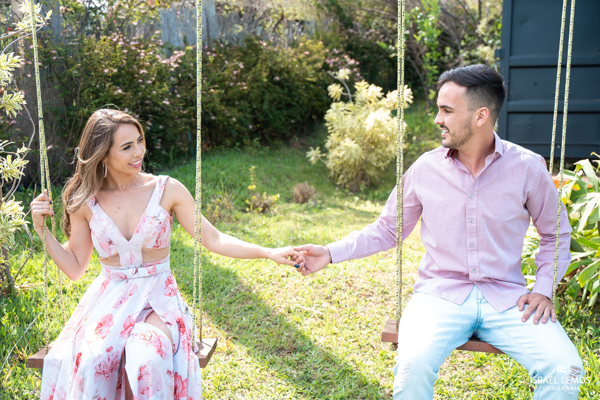 Fotografo faz lindas fotos de casal na lapinha da serra