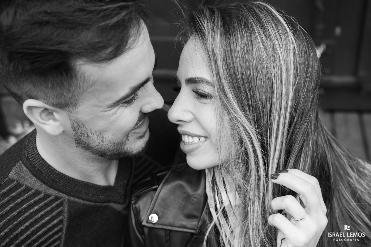 O dia estava lindo e o resultado foi esse... um ensaio romântico, estiloso e divertido, do jeitinho deles!