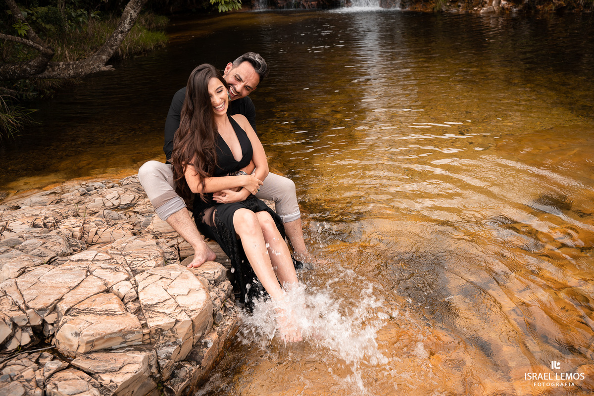 Fotografo de capitólio Israel Lemos faz um ensaio lindo na lagoa azul em capitolio