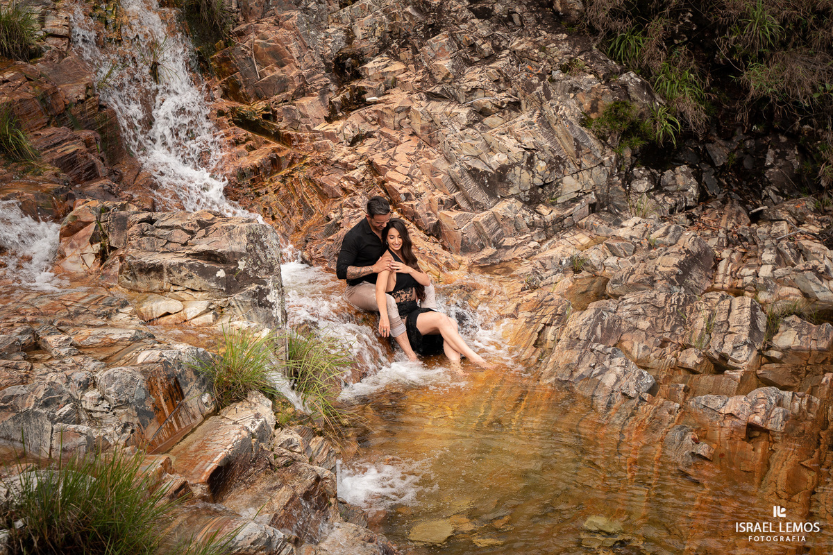 Fotografo de capitólio Israel Lemos faz um ensaio lindo na lagoa azul em capitolio