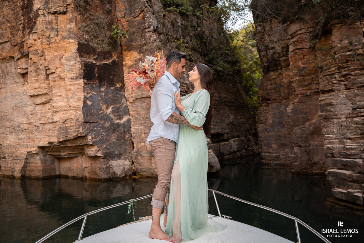 Fotografo de capitólio Israel Lemos faz um ensaio lindo na lancha