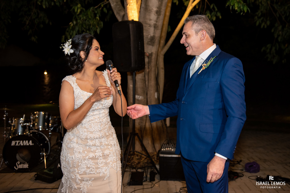 recepção de casamento festa  no espaco villa Conceicao na cidade de Pitangui MG fotos pelo fotografo Israel Lemos fotografo cidade pitangui