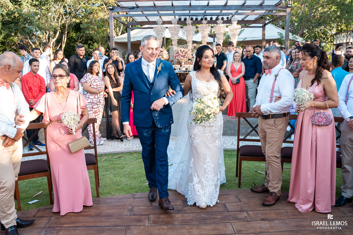 casamento no espaco villa Conceicao na cidade de Pitangui MG fotos pelo fotografo Israel Lemos fotografo cidade pitangui