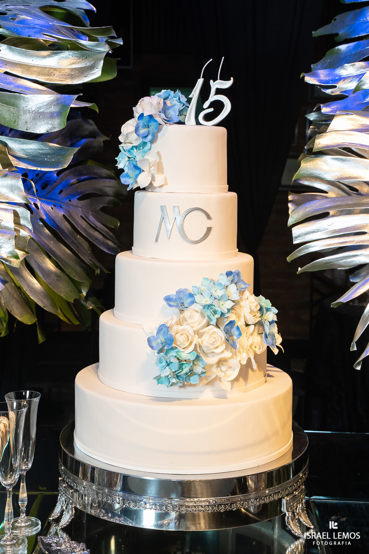 Fotografo faz lindas fotos de debutante na cidade metropolitana de bh