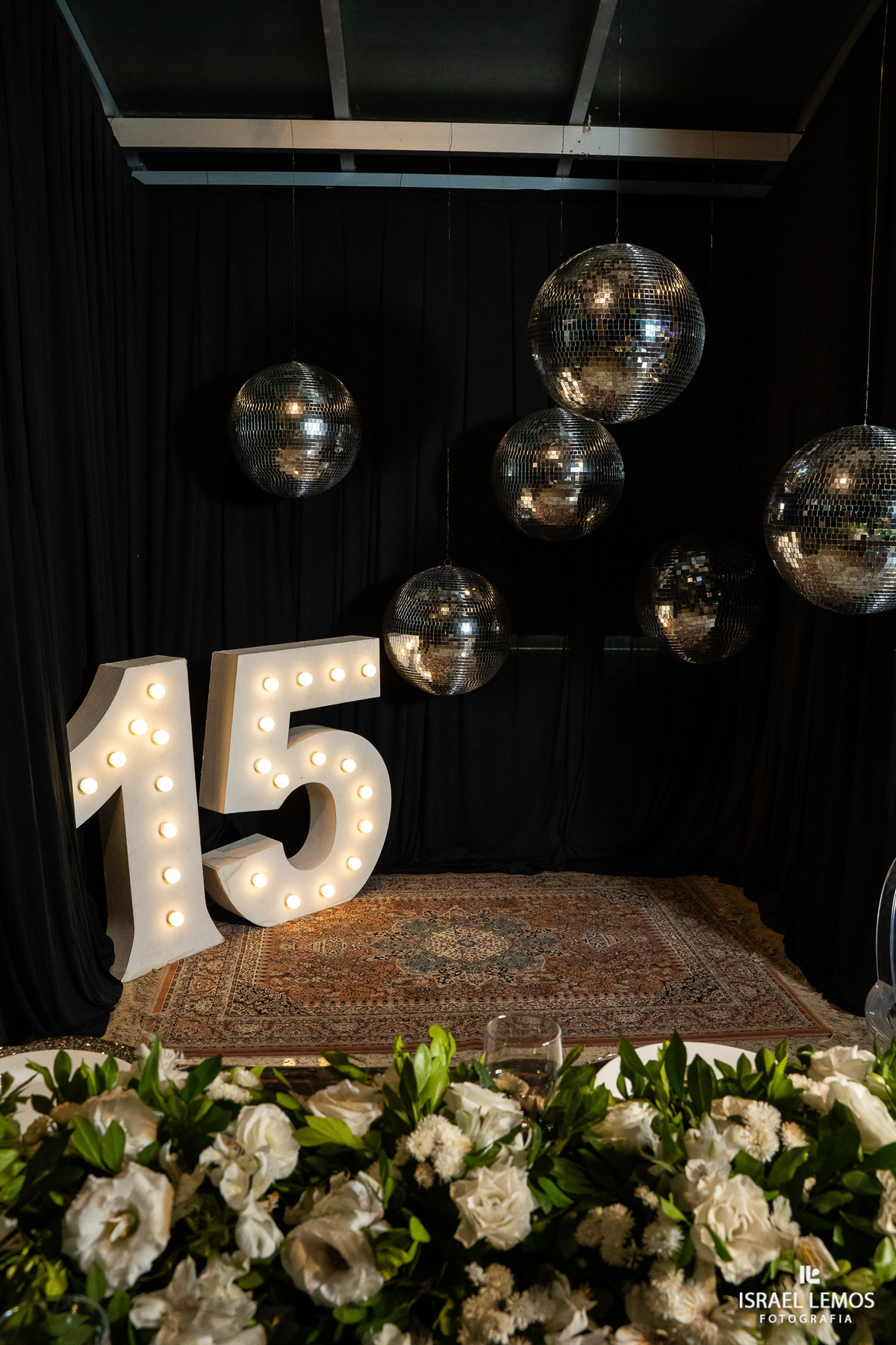 Fotografo faz lindas fotos de debutante na cidade metropolitana de bh