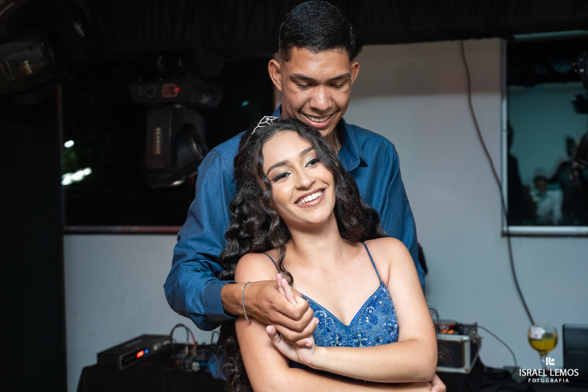 Fotografo faz lindas fotos de debutante na cidade metropolitana de bh