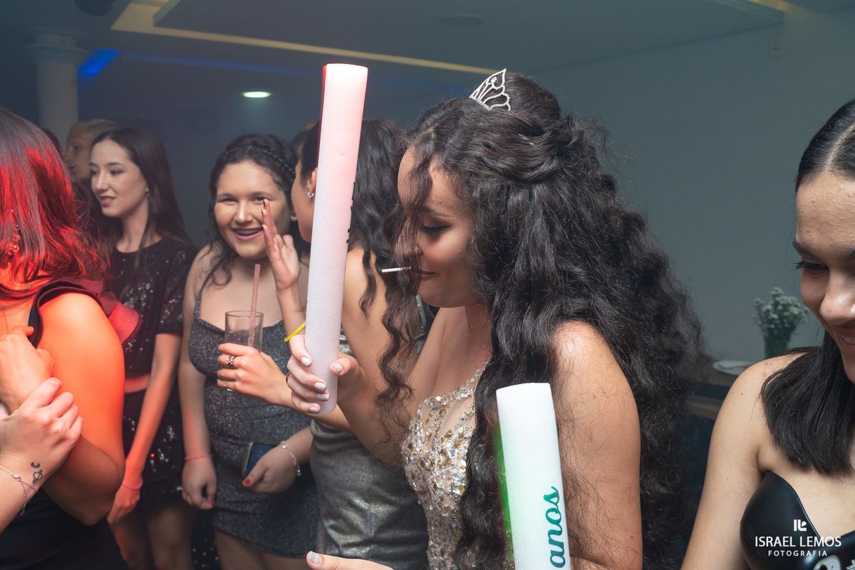 Fotografo faz lindas fotos de debutante na cidade metropolitana de bh