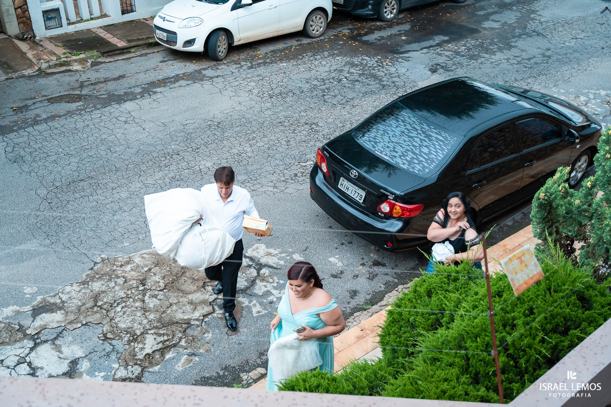 Onde arrumar cabelo e maquiagem e noiva em para de minas com fotos lindas do fotografo de para de minas Israel Lemos 