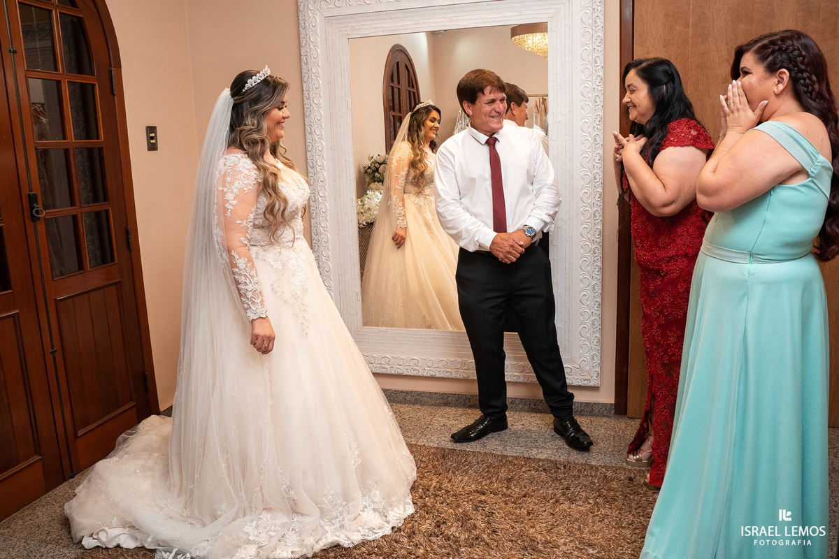 Onde arrumar cabelo e maquiagem e noiva em para de minas com fotos lindas do fotografo de para de minas Israel Lemos 