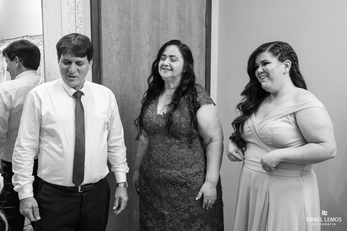 Onde arrumar cabelo e maquiagem e noiva em para de minas com fotos lindas do fotografo de para de minas Israel Lemos 