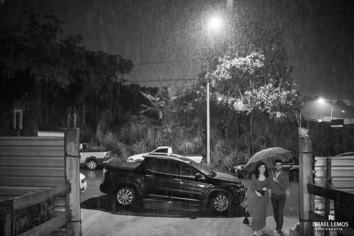 e a chuva em para de minas com casamento na assembleia de Deus